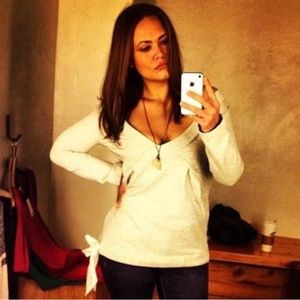 Fleurette/Anthropologie Light Gray Deep V-Neck Terry Sweatshirt Size Small